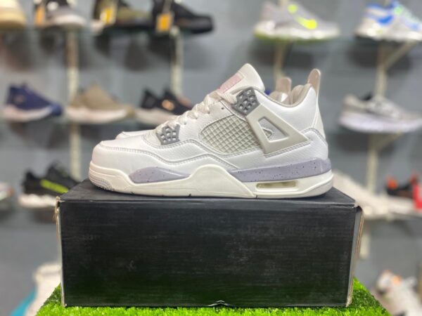Jordan 4 White Oreo
