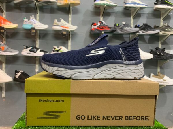 Skechers Slip-Ins Max Cushion